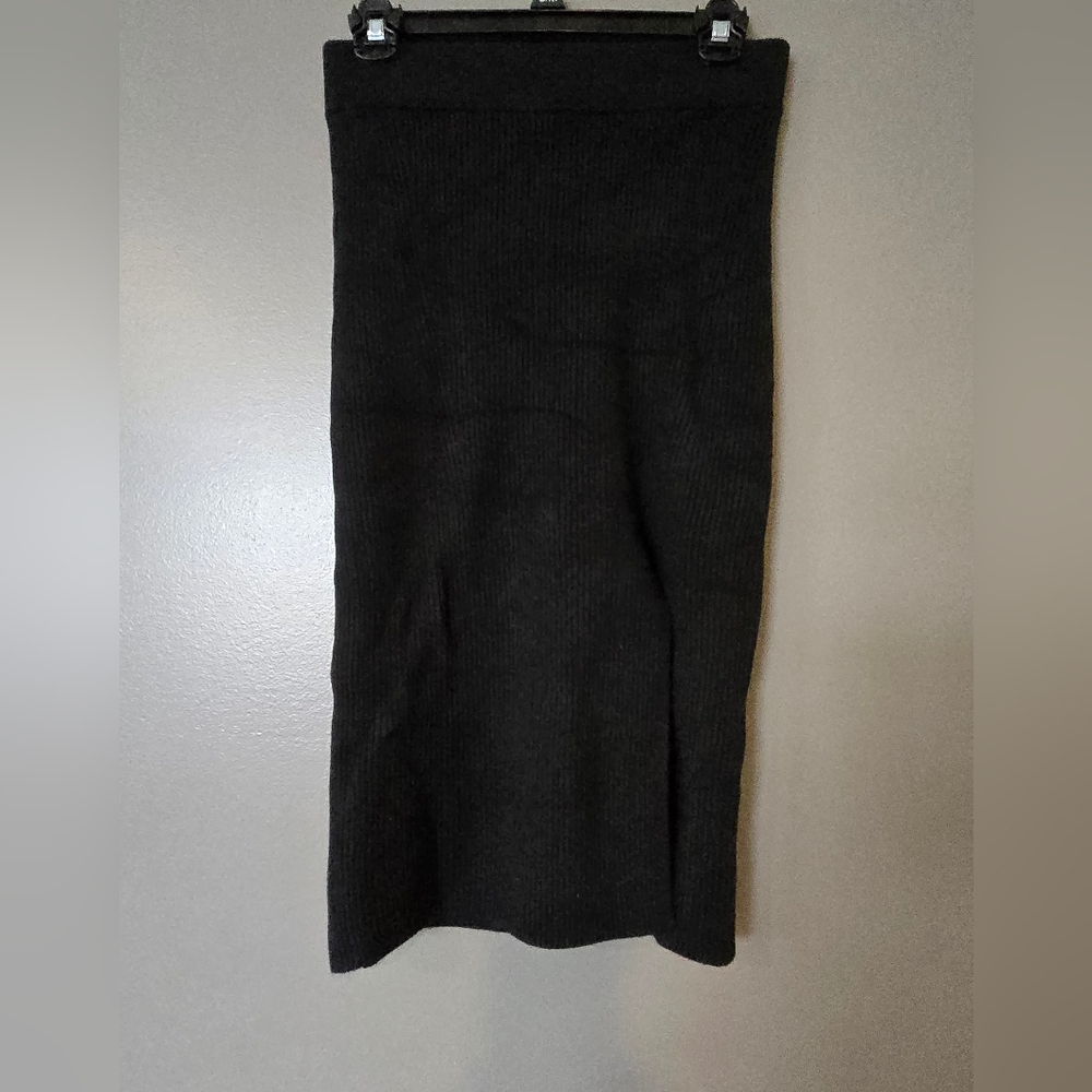 Abercrombie & Fitch Black Pencil Skirt